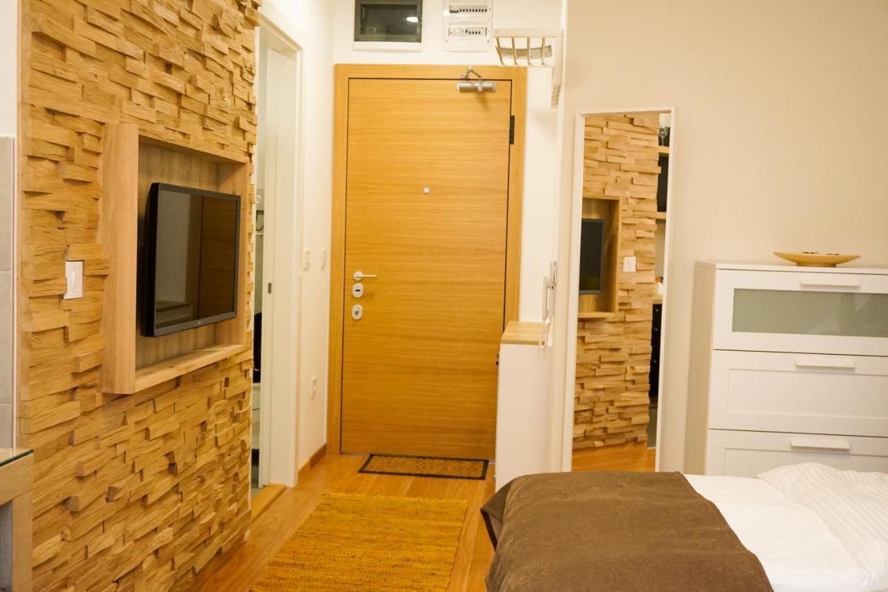 Apartment Palace - Pupinova Palata